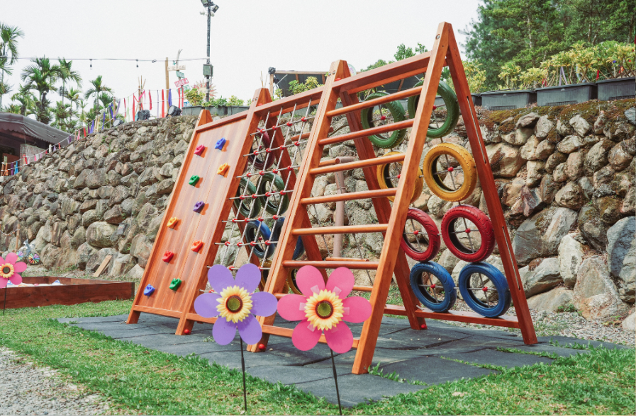 南投露營場地兒童遊戲設施